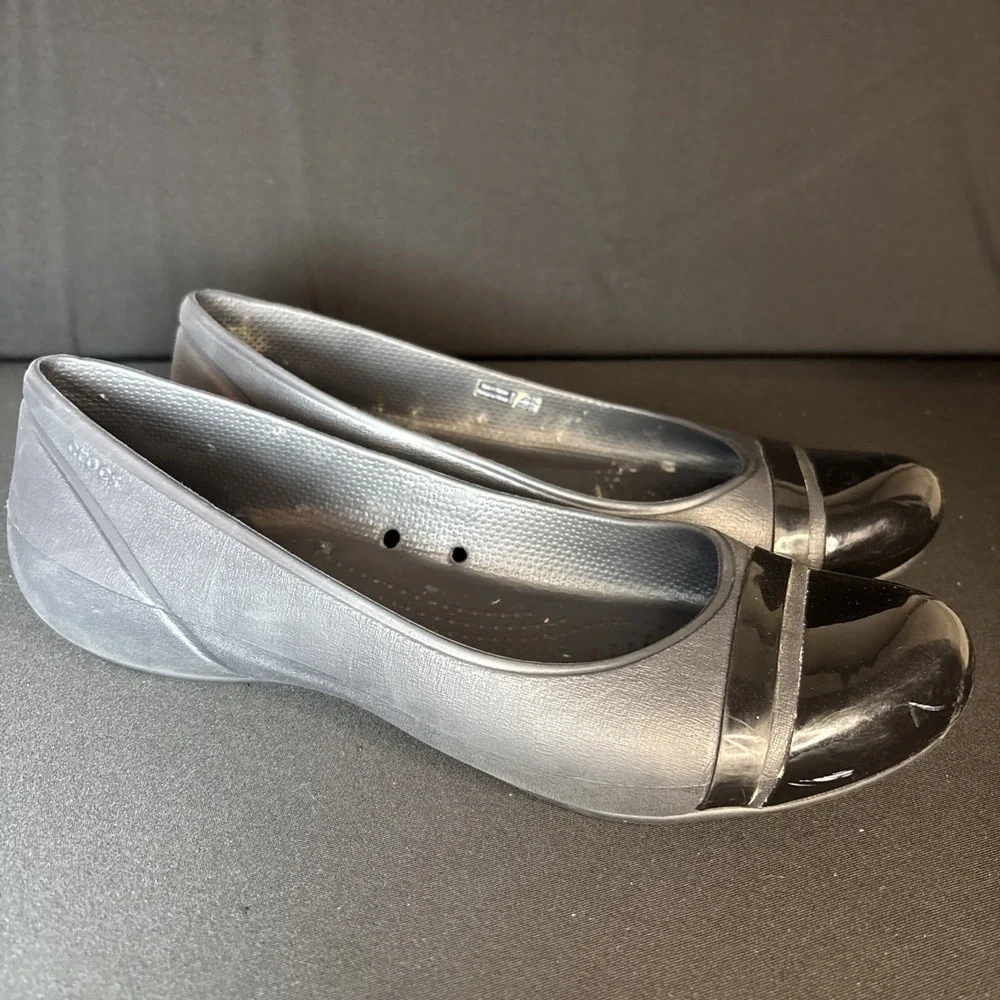 CROCS Womens Size 9 Cap Toe Flat Black Ballet Flats Slip On Shoes